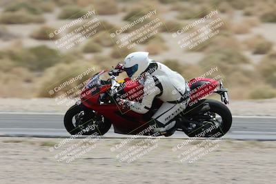 media/May-05-2025-Moto Forza (Mon) [[3c1838c5e5]]/2-B Group/Session 3 (Panning Test Turn 14 Inside)/